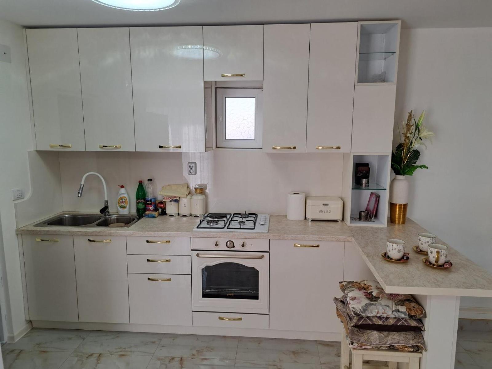 Dina Lux Apartman Jagodina Exteriör bild