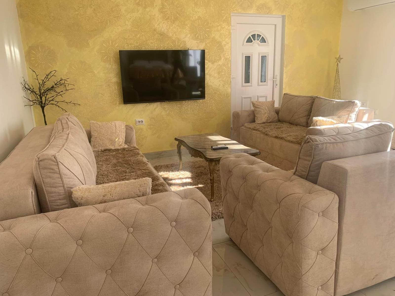 Dina Lux Apartman Jagodina Exteriör bild