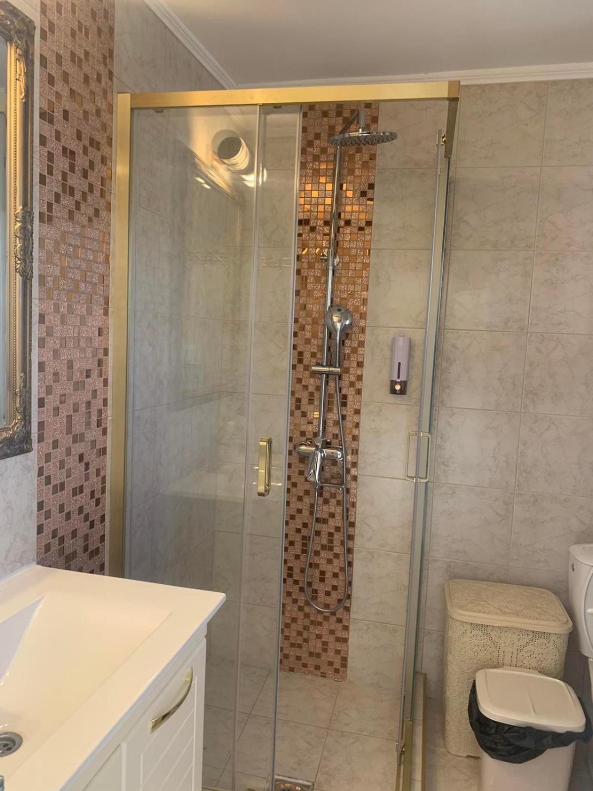Dina Lux Apartman Jagodina Exteriör bild