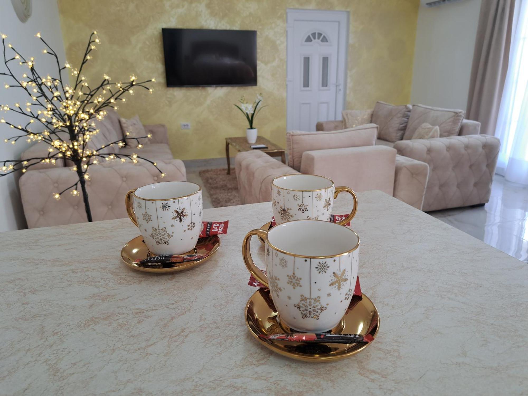 Dina Lux Apartman Jagodina Exteriör bild