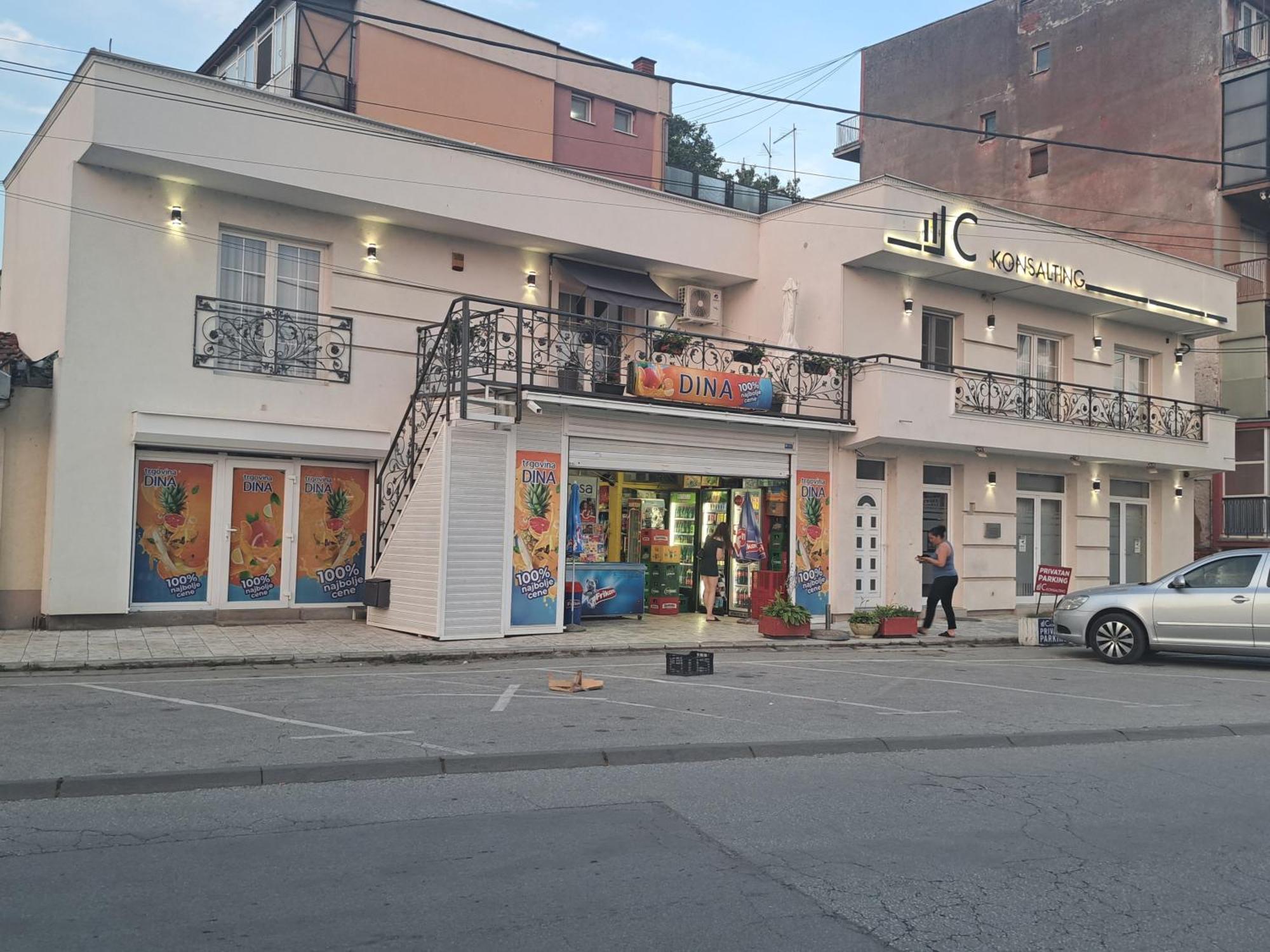 Dina Lux Apartman Jagodina Exteriör bild
